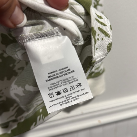 Nike shirt boys xl Olive green White Camo Long Sleeve Tee NEW - Picture 4 of 4